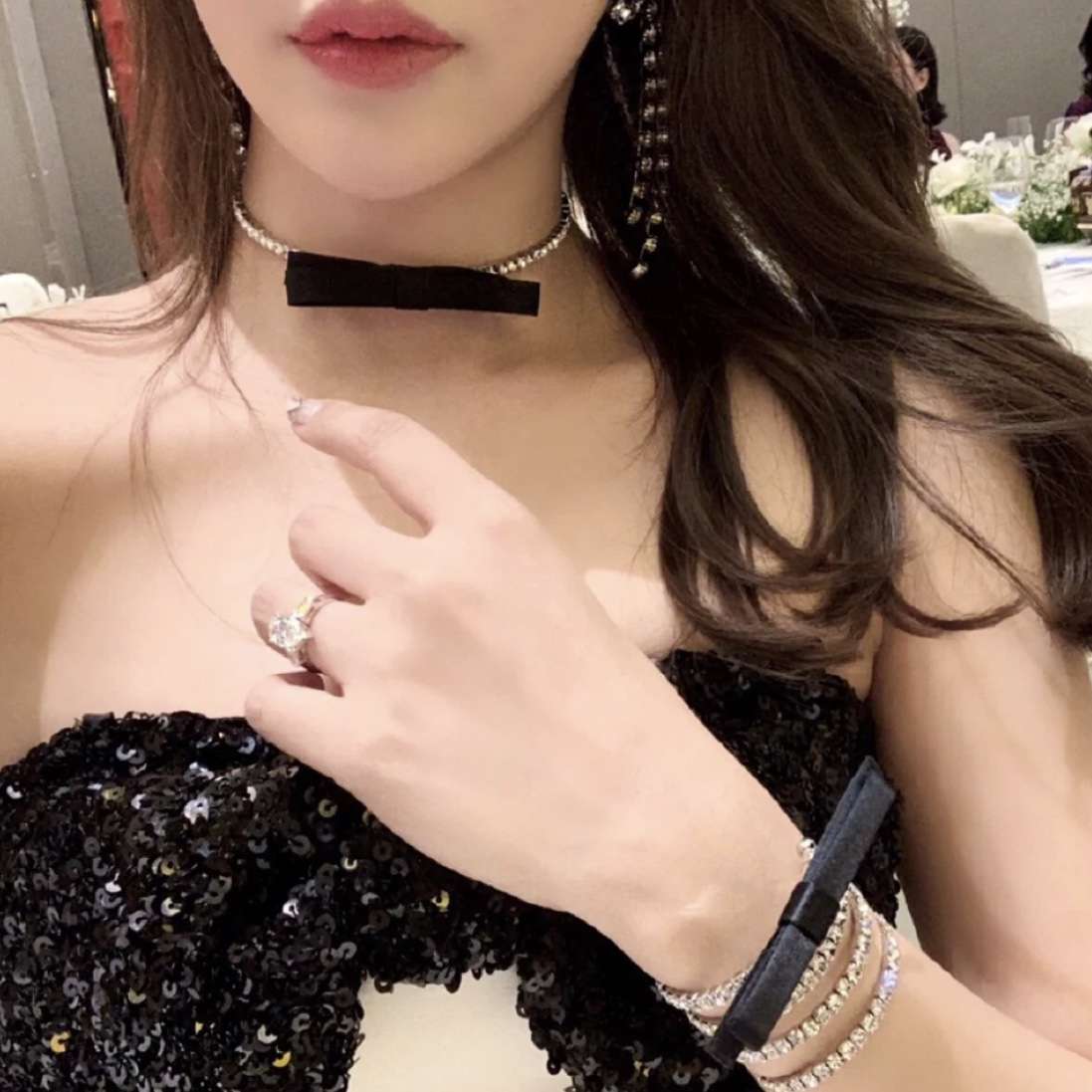 日韩蝴蝶结闪钻锁骨链choker项圈装饰简约圆环颈链网红女个性项链