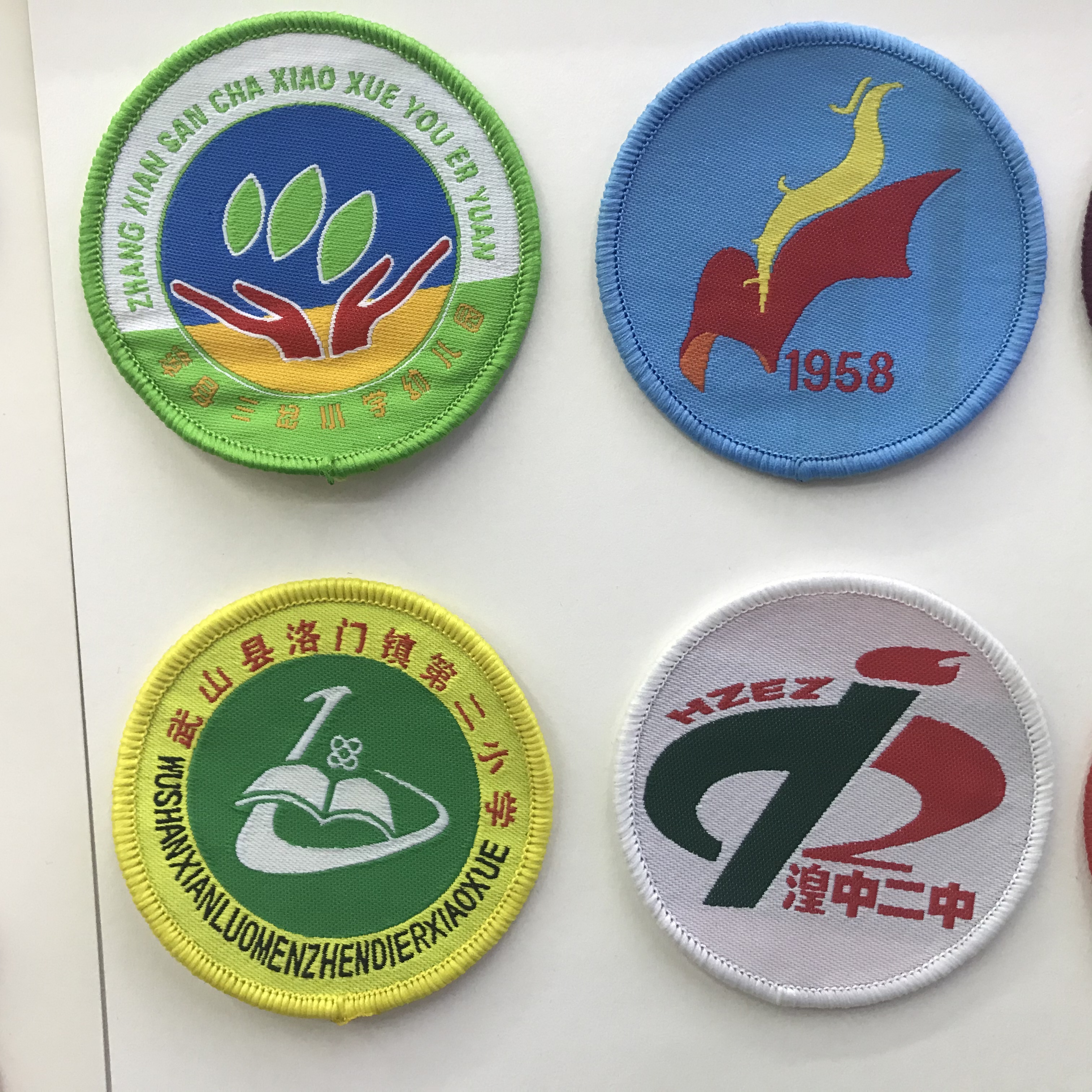 章标10织唛章厂家批发电脑绣花标刺绣布贴供应肩章臂章细节图