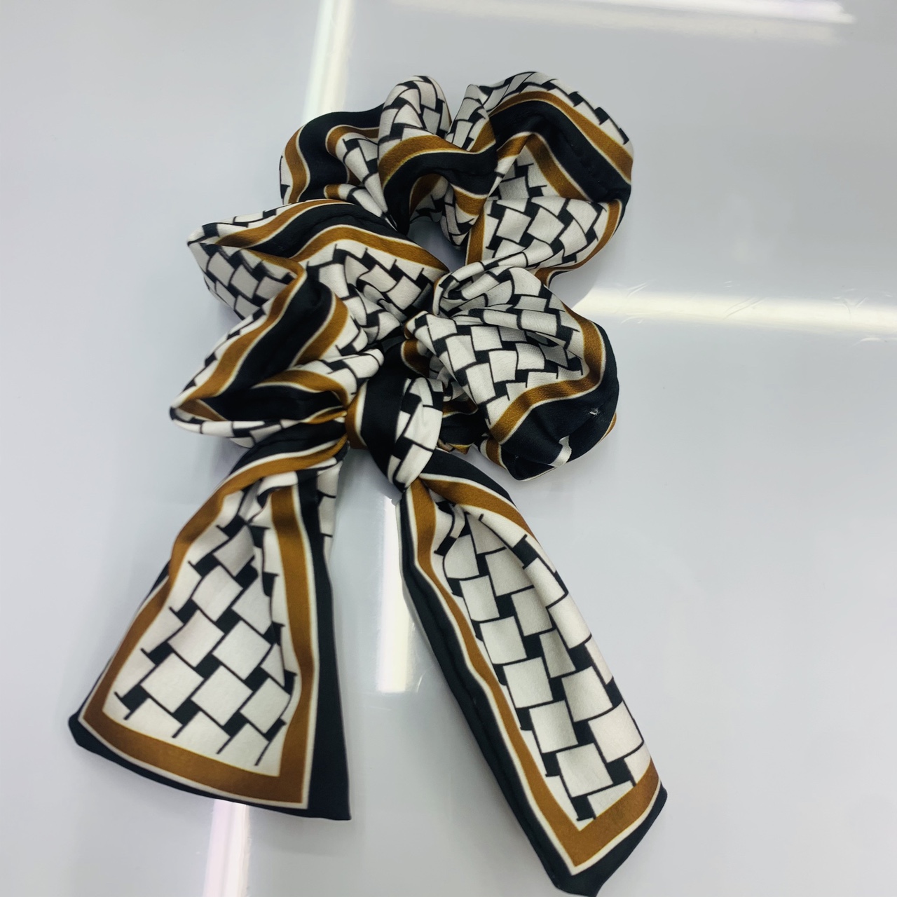 大肠圈格子黑色咖啡边