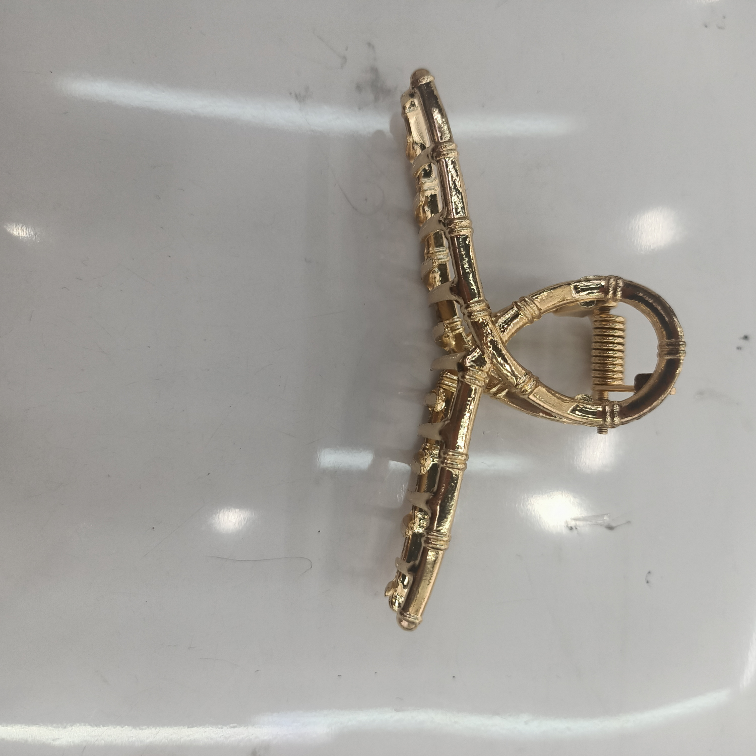 Knuckle claw
