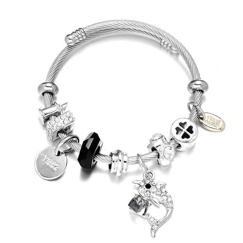 Multi-element Series II details Picture