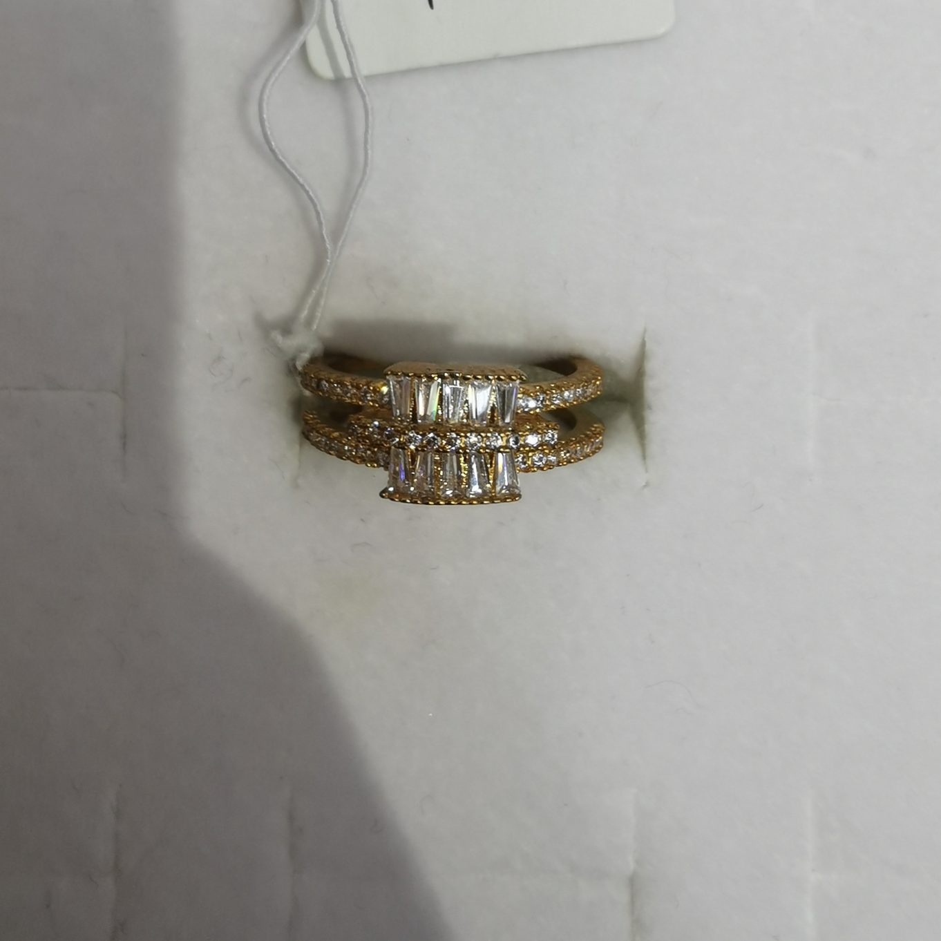 Ten rings of opposite sex zircon