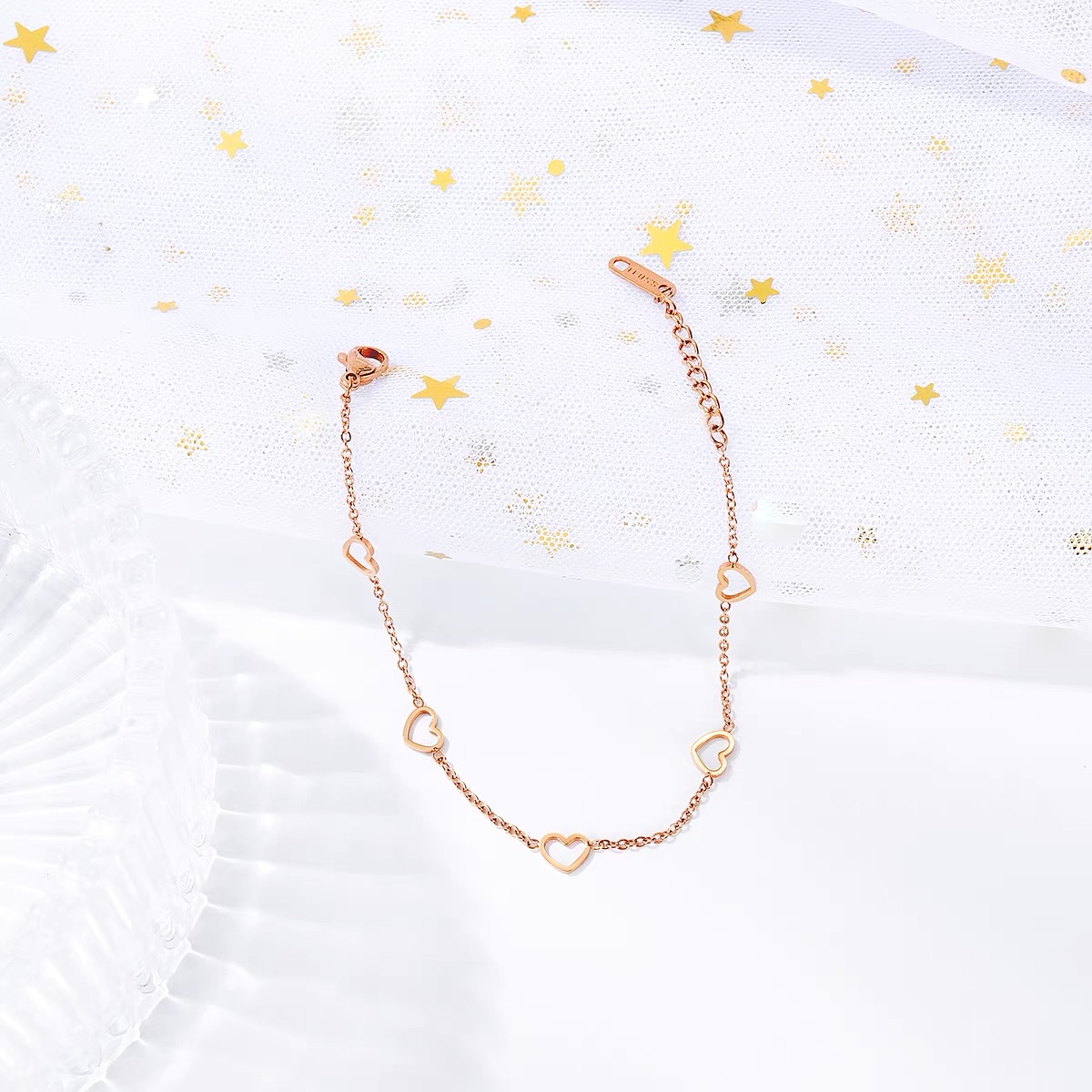 Popular online celebrity best-selling jewelry, niche design, versatile heart 💗 titanium steel bracelet for women details Picture
