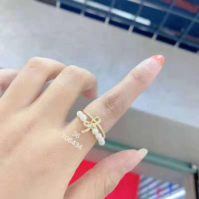 🌤 𝒢 𝑜 𝑜 𝒹 𝑀 𝑜 𝓇 𝓃 𝒾 𝓃 𝑔 ابتسامة عيني، حتى أرى خلابة.ان المزاج السعيد هو من خلال وضع بسيط.صباح الخير ☀