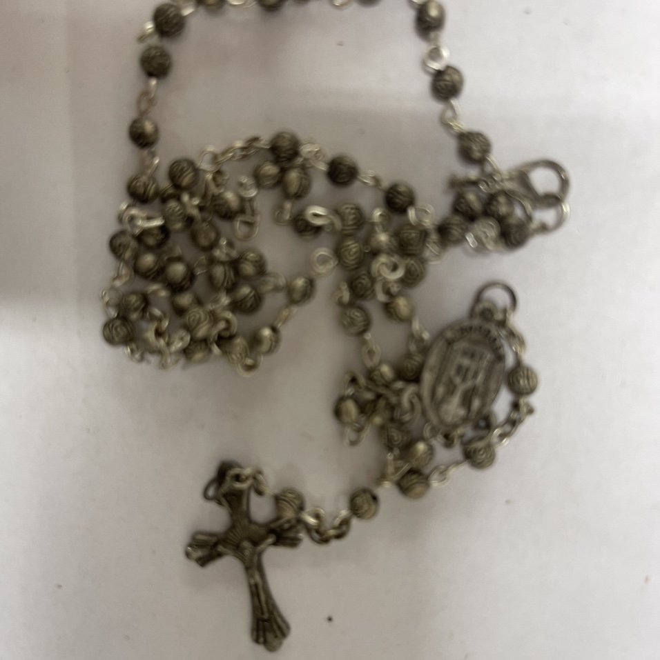 Gold and silver necklace