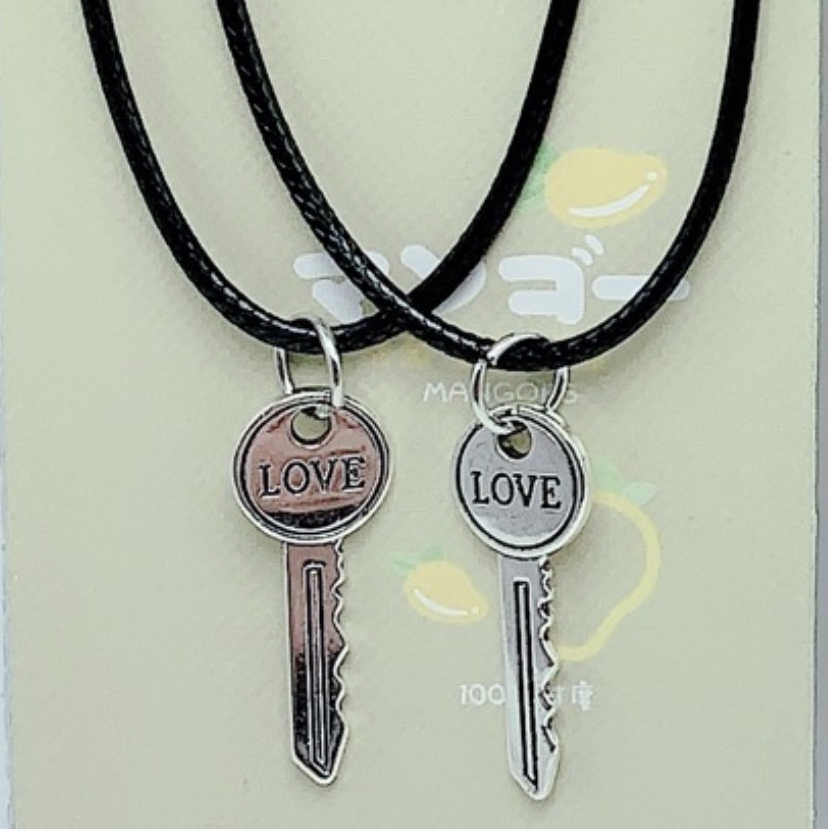 Black Korean wax thread couple's heart double key necklace, exclusive for the two-yuan store