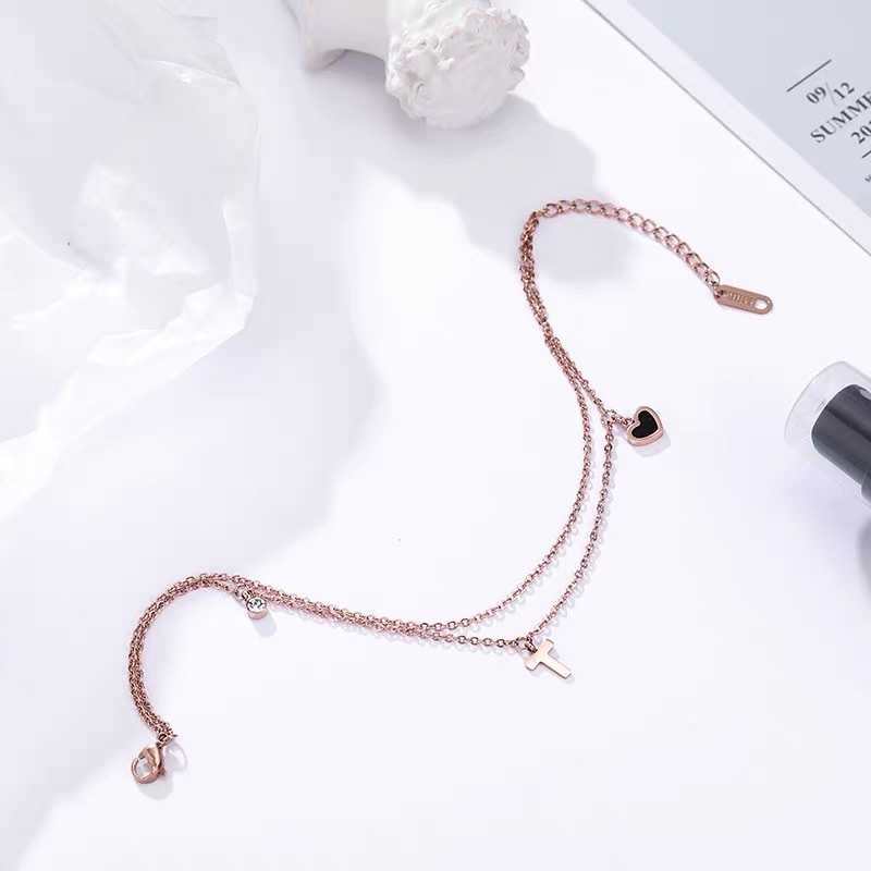 والصليب المصمم من الفولاذ من يتانيوم، ذو سلاسل مزدوجة من القدمين Specification image