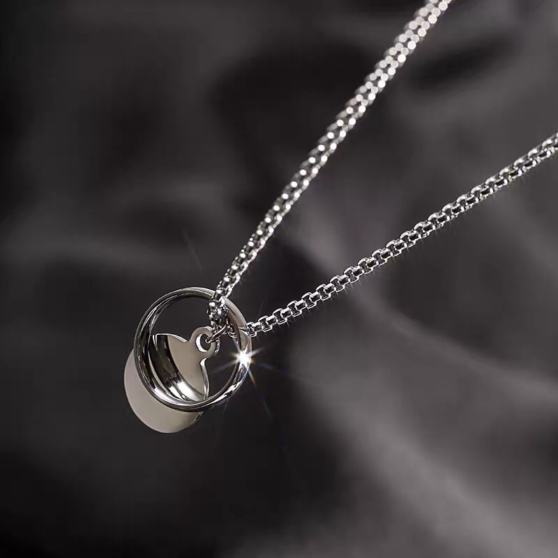 Elegant pendant titanium steel necklace, women's light luxury niche collarbone chain, personalized accessory 14