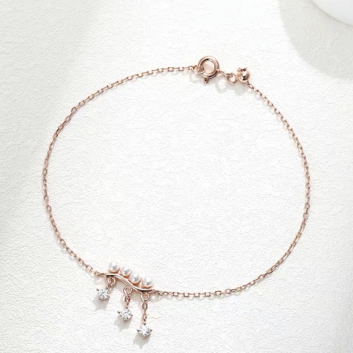 Water cloud item bracelet