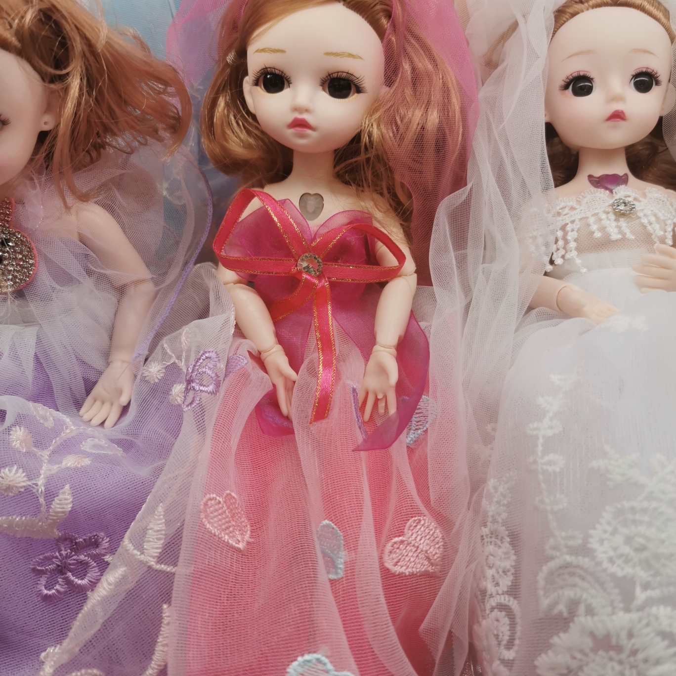  新款女孩过家家萝莉公主巴比洋娃娃礼盒套装会唱歌手可弯曲娃娃玩具厂家货源批发摆地摊搪胶娃娃1