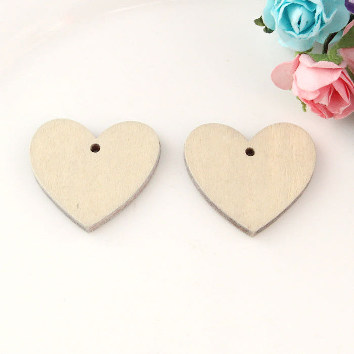 Laser wood chip heart-shaped earrings and necklace accessories detail image 6