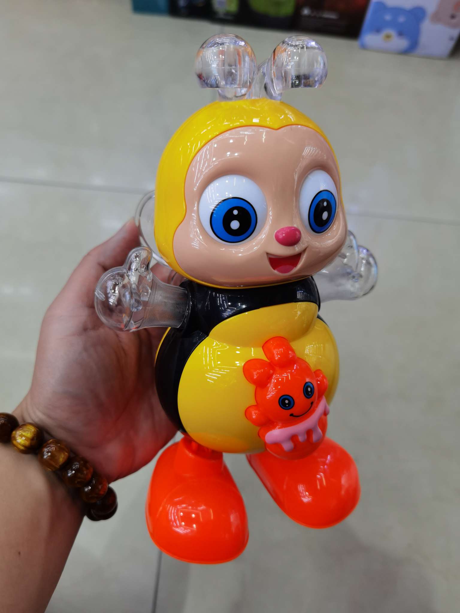 Little bee dancing robot Specification image