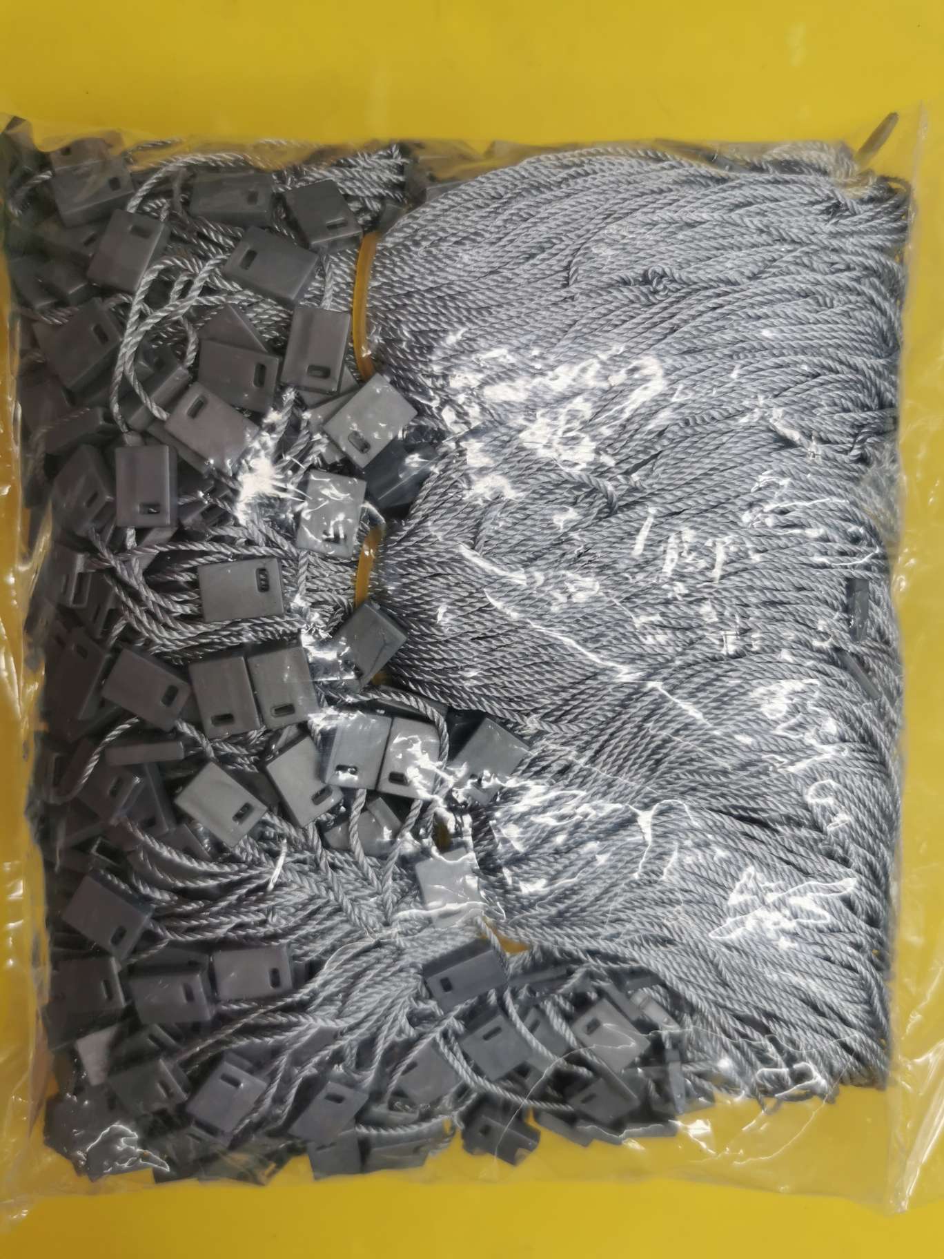 银灰方扣吊粒吊牌线服装服饰配件辅料吊粒定制吊粒现货详情2