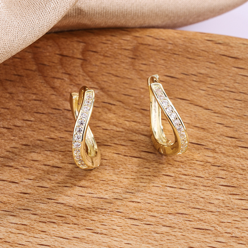 European and American French geometric earrings for women retro simple everything personality micro-inset zircon ear buckle women's small fragrant wind earrings thumbnail