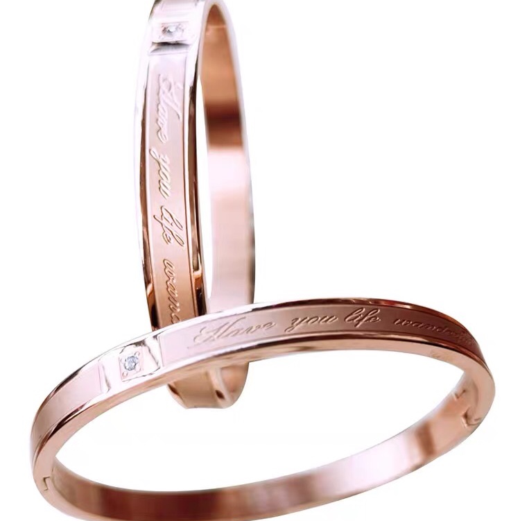 Titanium steel non-fading, light luxury, simple, fashionable, trendy, versatile, retro and cold style bracelet 3