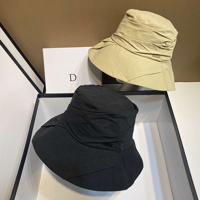 小众显脸小夏天新款港风减龄文艺风琴不规则褶皱山本风盆帽渔夫帽白底实物图