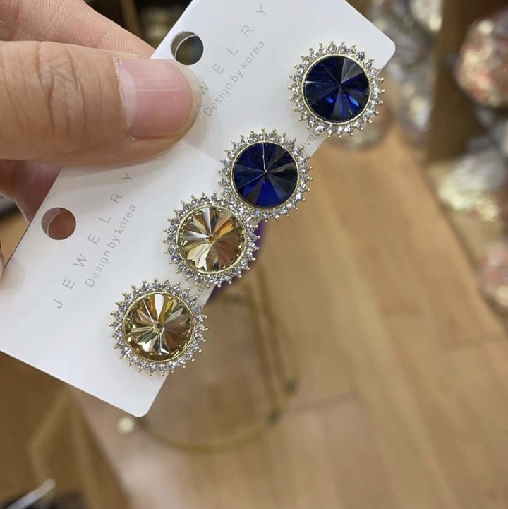Ear Studs 133