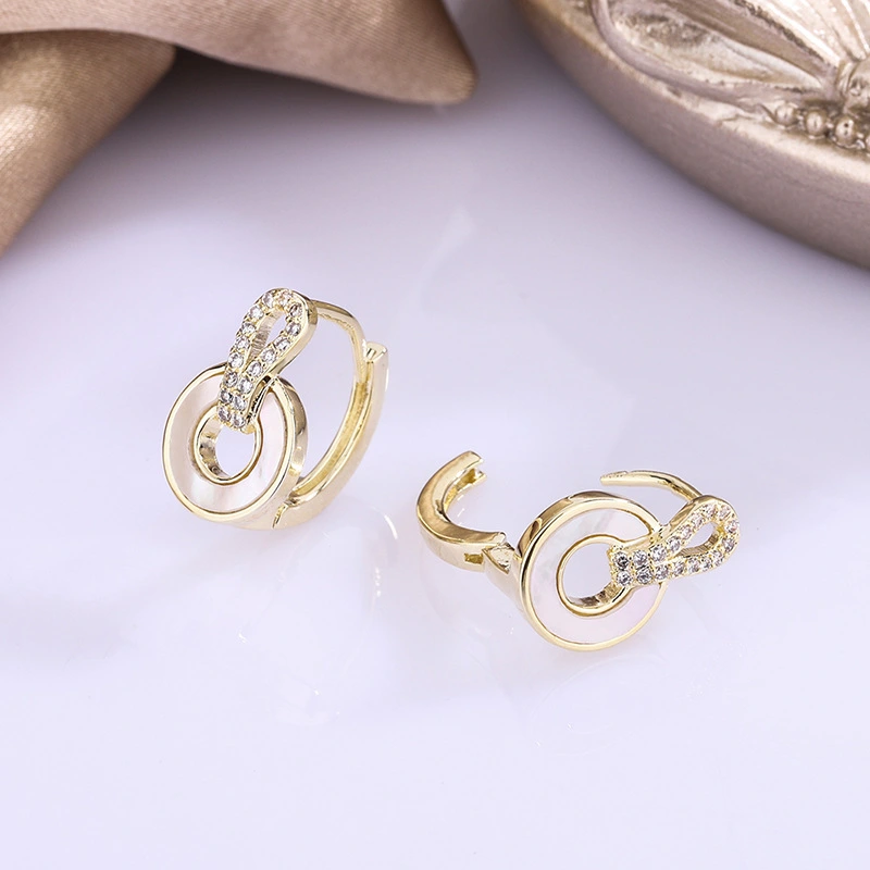 Japanese and Korean niche light luxury retro natural shell earrings and ear loops, simple and versatile Japanese and Korean fresh and clean earrings and ear rings for women detail image 1
