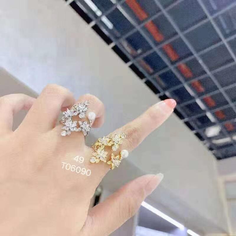 🌤 𝒢 𝑜 𝑜 𝒹 𝑀 𝑜 𝓇 𝓃 𝒾 𝓃 𝑔 ابتسامة عيني، حتى أرى خلابة.ان المزاج السعيد هو من خلال وضع بسيط.صباح الخير ☀