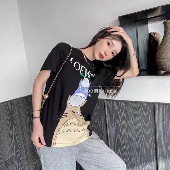 Black animal print T-shirt