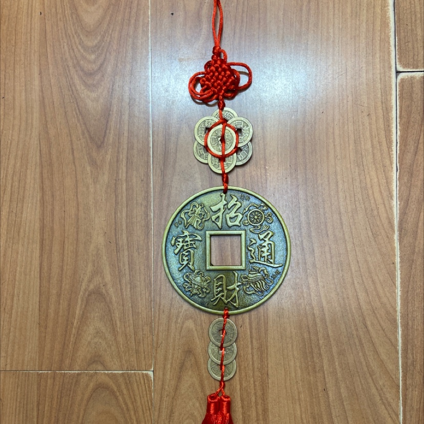 Chinese knot art trumpet up and down plum blossom string 10.5 cm copper sheet Jin Bao