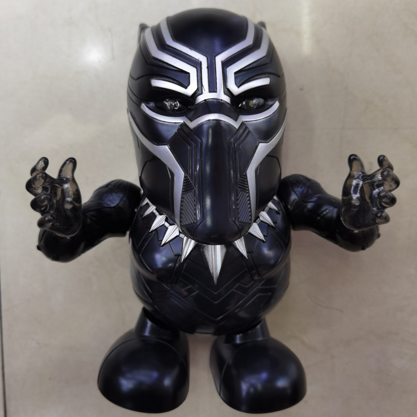 黑豹跳舞机器人