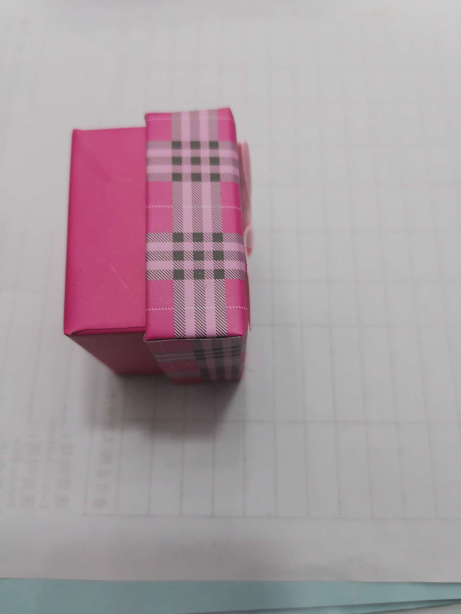 蝴蝶结戒指盒64白底实物图