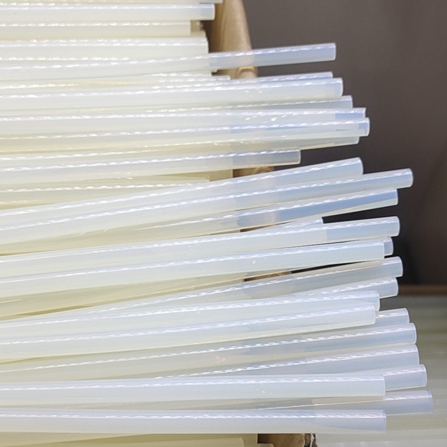 Hot melt adhesive stick, white transparent stick, 7mm - 11mm