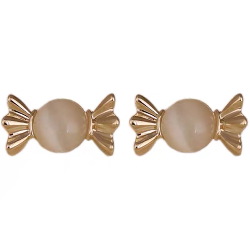 Little candy, fashionable and niche design, exquisite and sweet girl cat's eye stone ear studs. Specification image