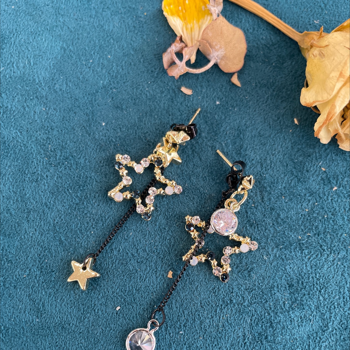 New Korean-style fashionable star pendants, elegant earrings, high-end accessories, earrings and stud earrings from Yudie Specification image