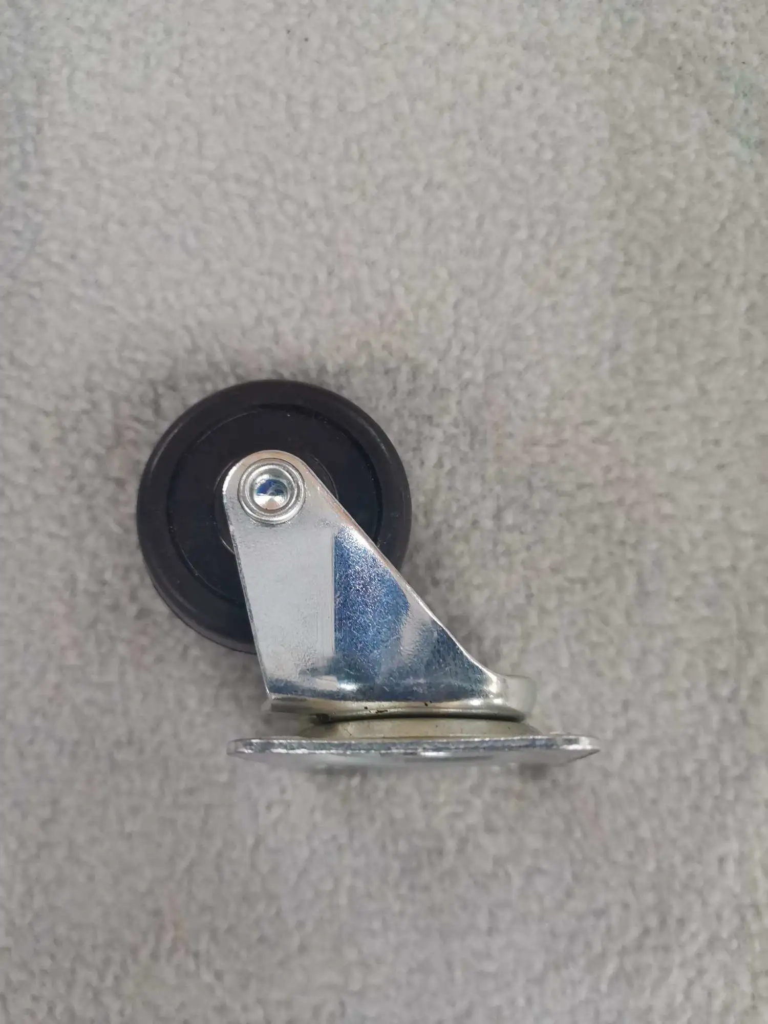 10 عجلات مطاطية سوداء طولها 1.25 بوصة detail image 3