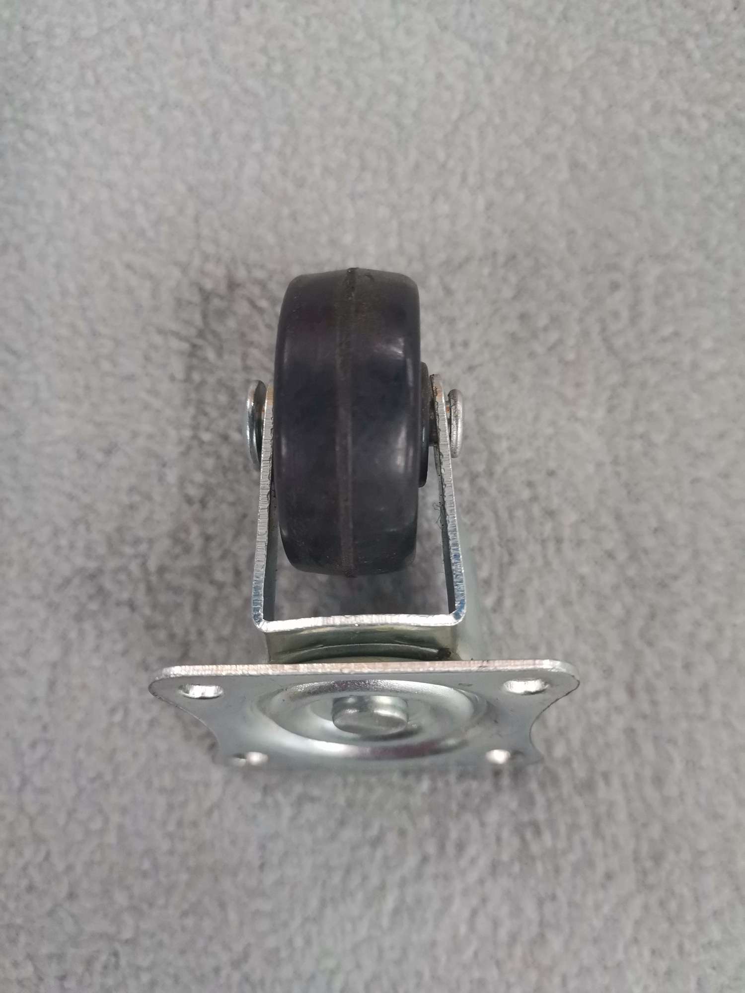 1.25-inch black rubber swivel wheels Item Picture