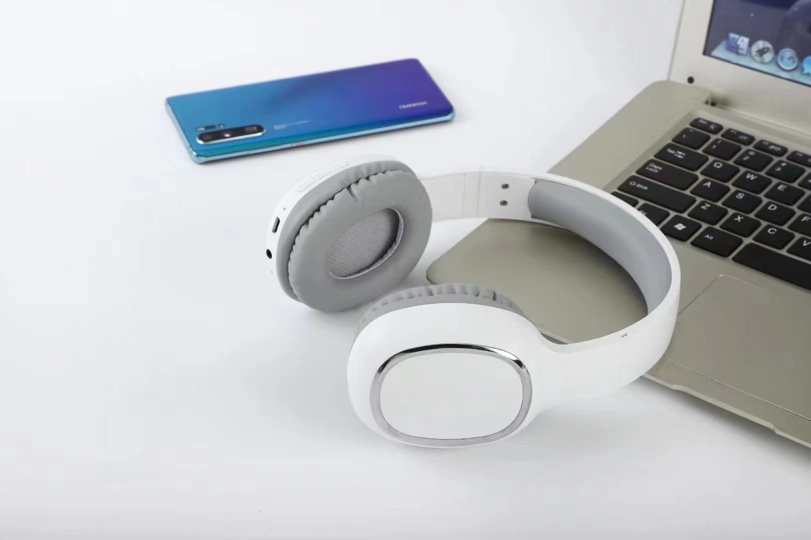 HZ-BT800 Bluetooth headphones detail image 4