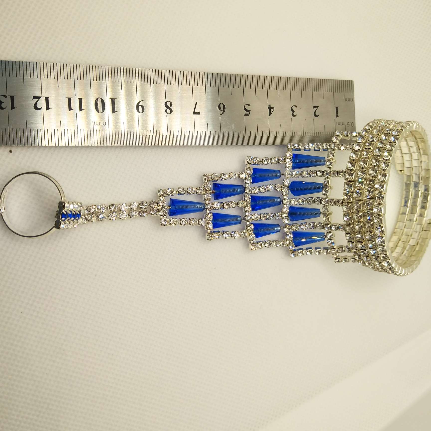 2021 new style bracelet back chain details Picture