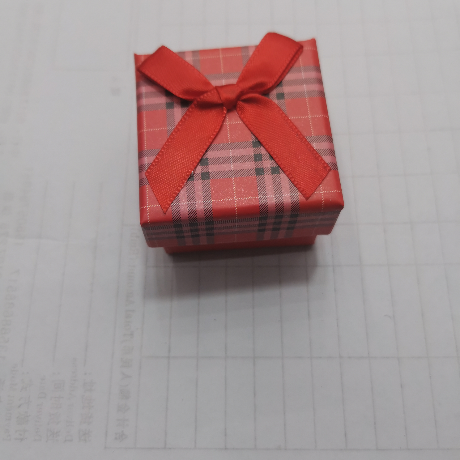 蝴蝶结戒指盒