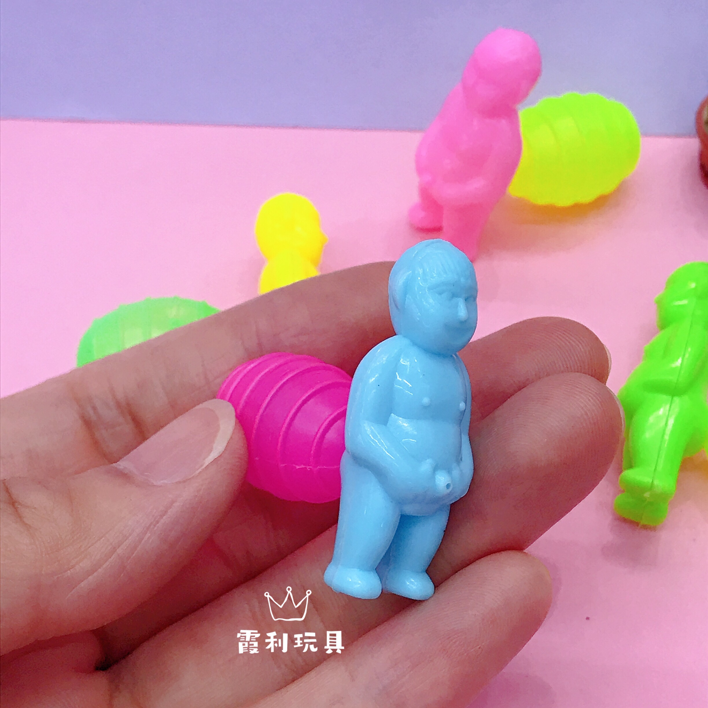 Doll mini water gun gift gashapon detail image 4