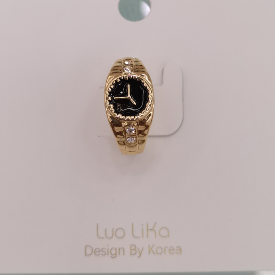 Gold ring with open ring, adjustable at will