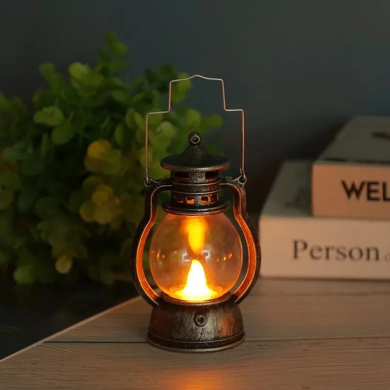 Christmas vintage small oil lamp electronic candle light LED small horse light creative decoration gifts Wind lamp wicks bronze silver