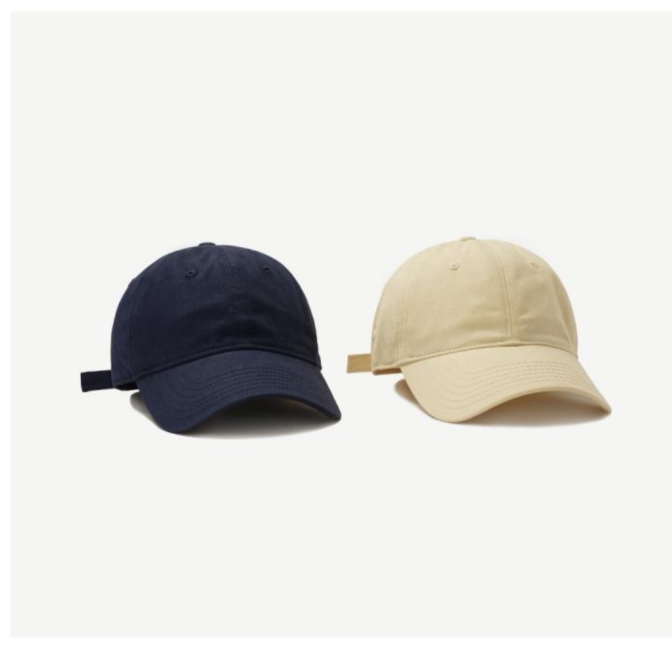 Japanese retro, simple and versatile solid color baseball caps for female couples, casual and face-showing small smooth plate baseball caps for men, trendy in spring and summer detail image 4