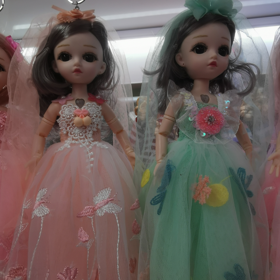  新款女孩过家家萝莉公主巴比洋娃娃礼盒套装会说可弯曲娃娃玩具货源批发摆地摊搪胶娃娃1图