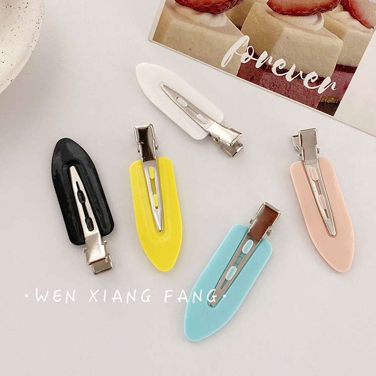 4 basic and practical hairdressing and makeup accessories: Seamless clips, bangs clips, headwear, duckbill clips, hair clips, hair clips and hair accessories Application Scenario