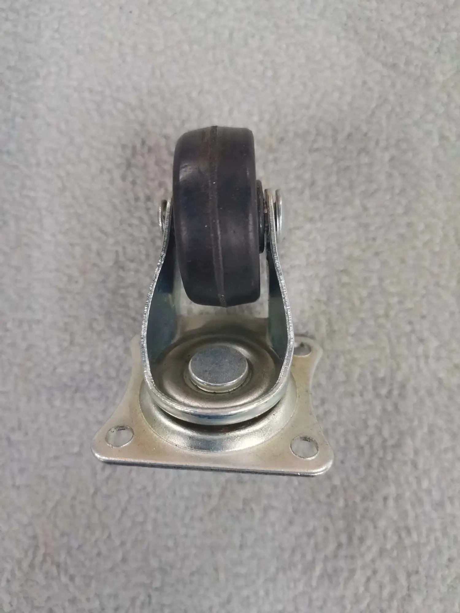 10 عجلات مطاطية سوداء طولها 1.25 بوصة detail image 2