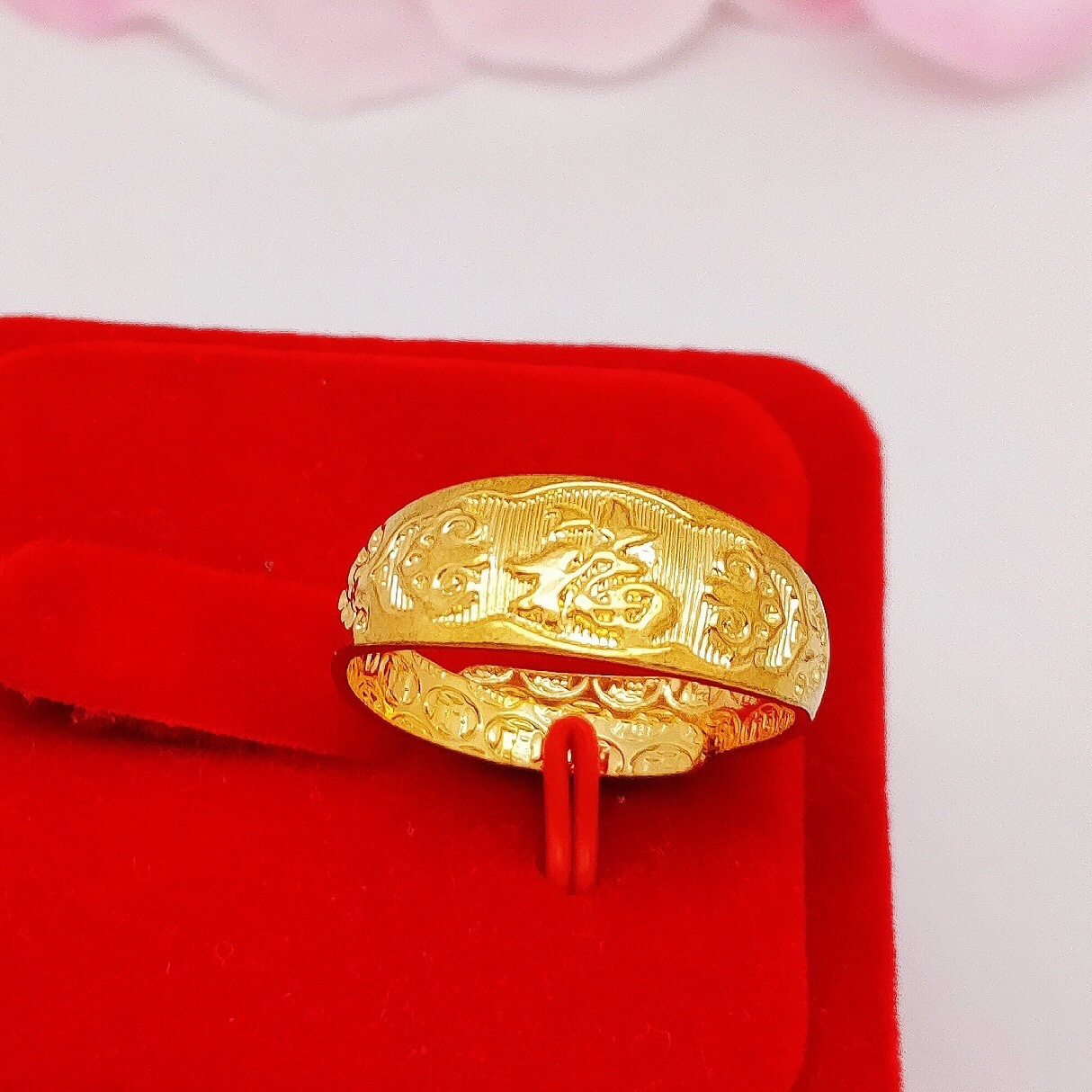 Middle blessing ring