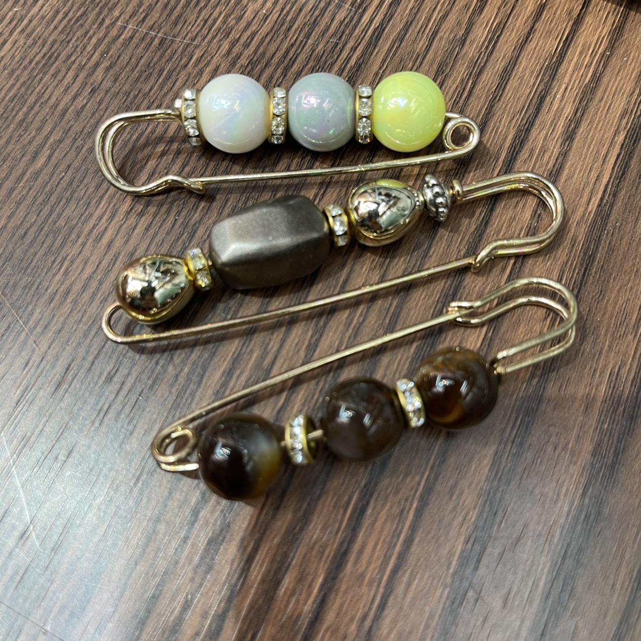 服夹子收腰神器胸针裤子腰大收紧调节防走光扣防走光扣收腰神器裤腰收紧胸新款网红爆款女士时尚韩版简约风饰品裤腰改小别针固定衣