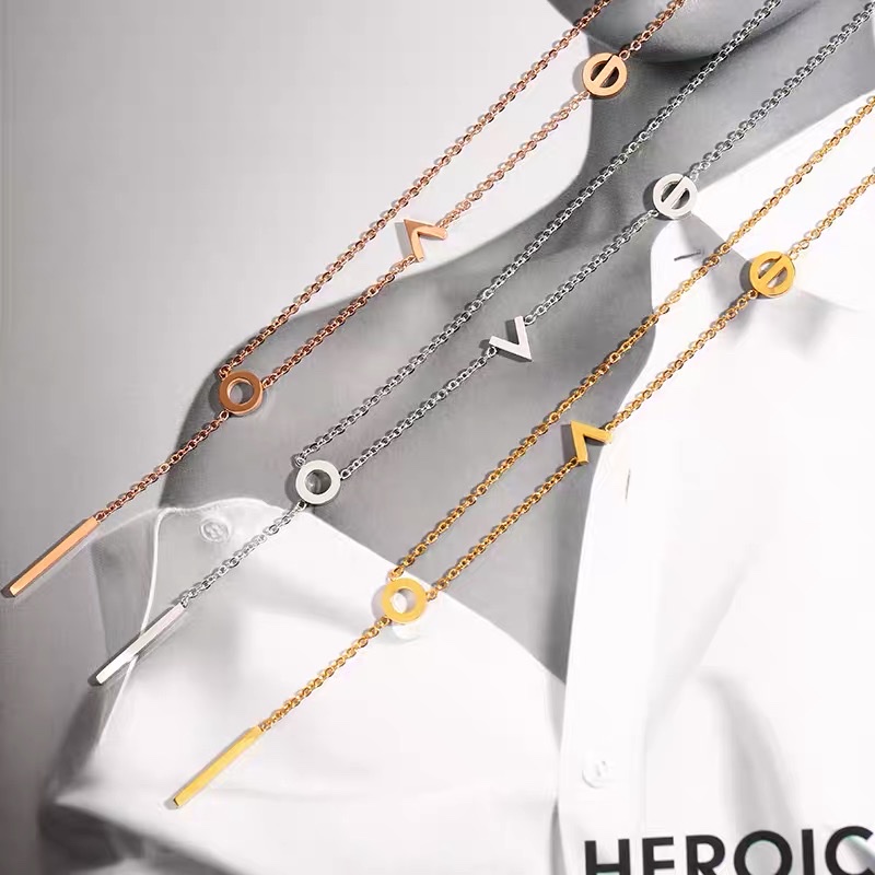 Elegant pendant titanium steel necklace, women's light luxury niche collarbone chain, personalized accessory 12 details Picture