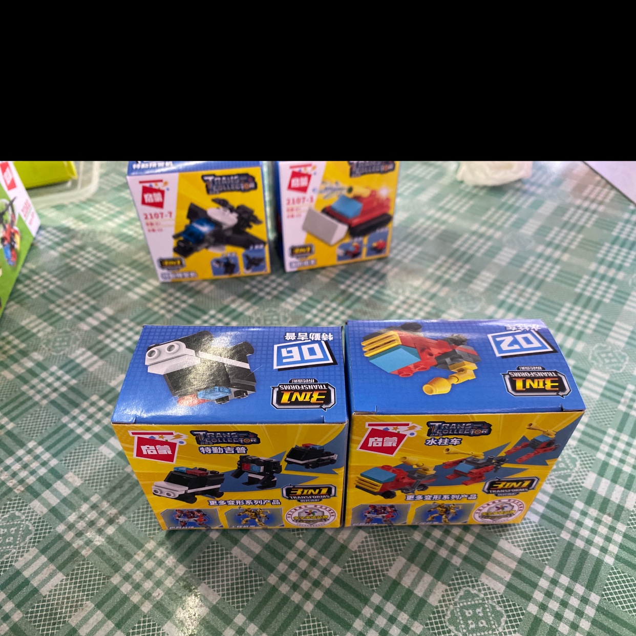 消防车跟警车产品图