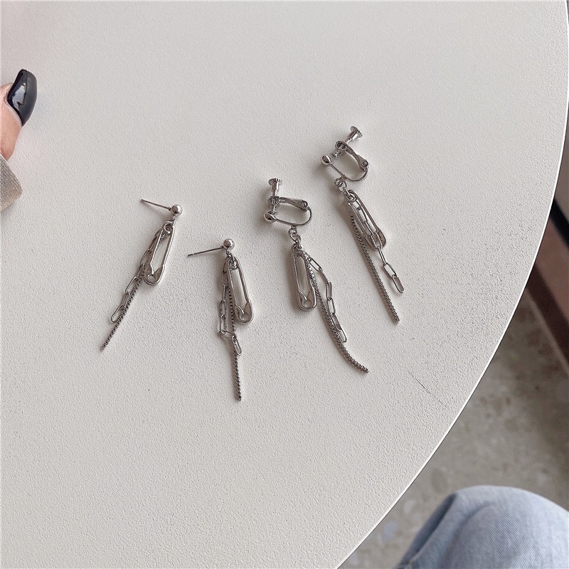 Earrings, earrings, ear clips, ear studs, cold style alloy pins, chains, earrings, ear studs Specification image