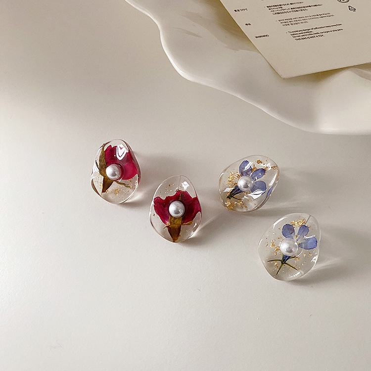 Dried flower pearl earrings, bright colors, elegant temperament thumbnail