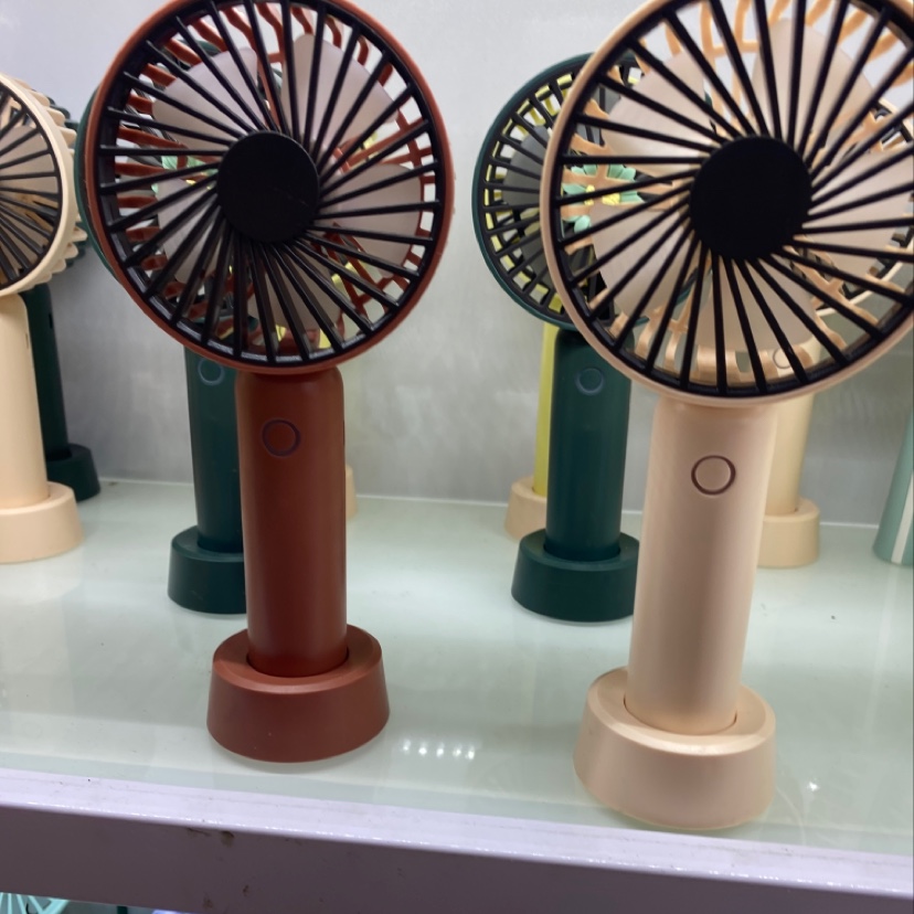 小风扇可手持可桌面小电扇，莫兰迪色