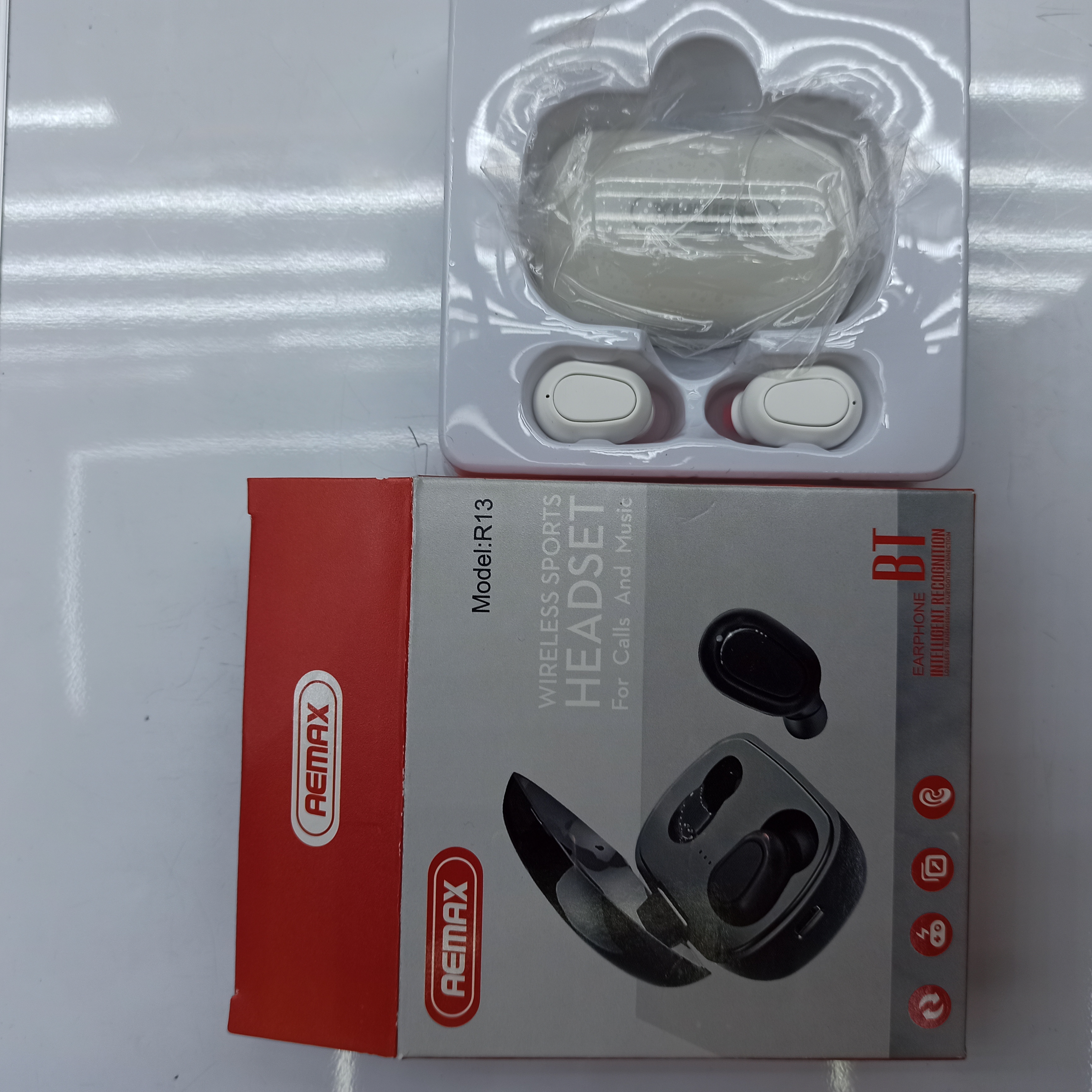 AEMAXR13 Gaming Wireless Bluetooth ear Low latency high sound quality